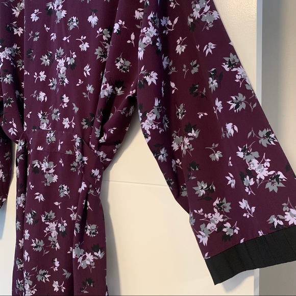 Floral Kimono-Style Robe - Picture 10 of 14